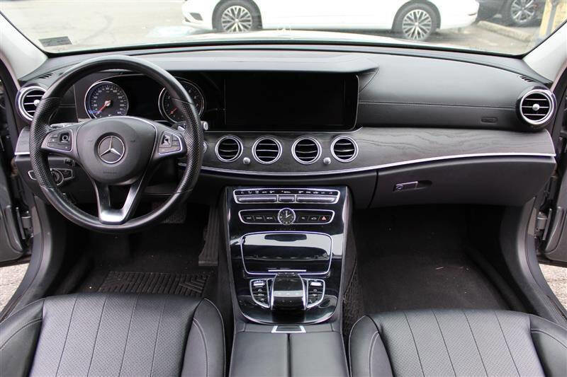 Used 2017 Mercedes-Benz E 300 w/ Premium 3 Package image 13