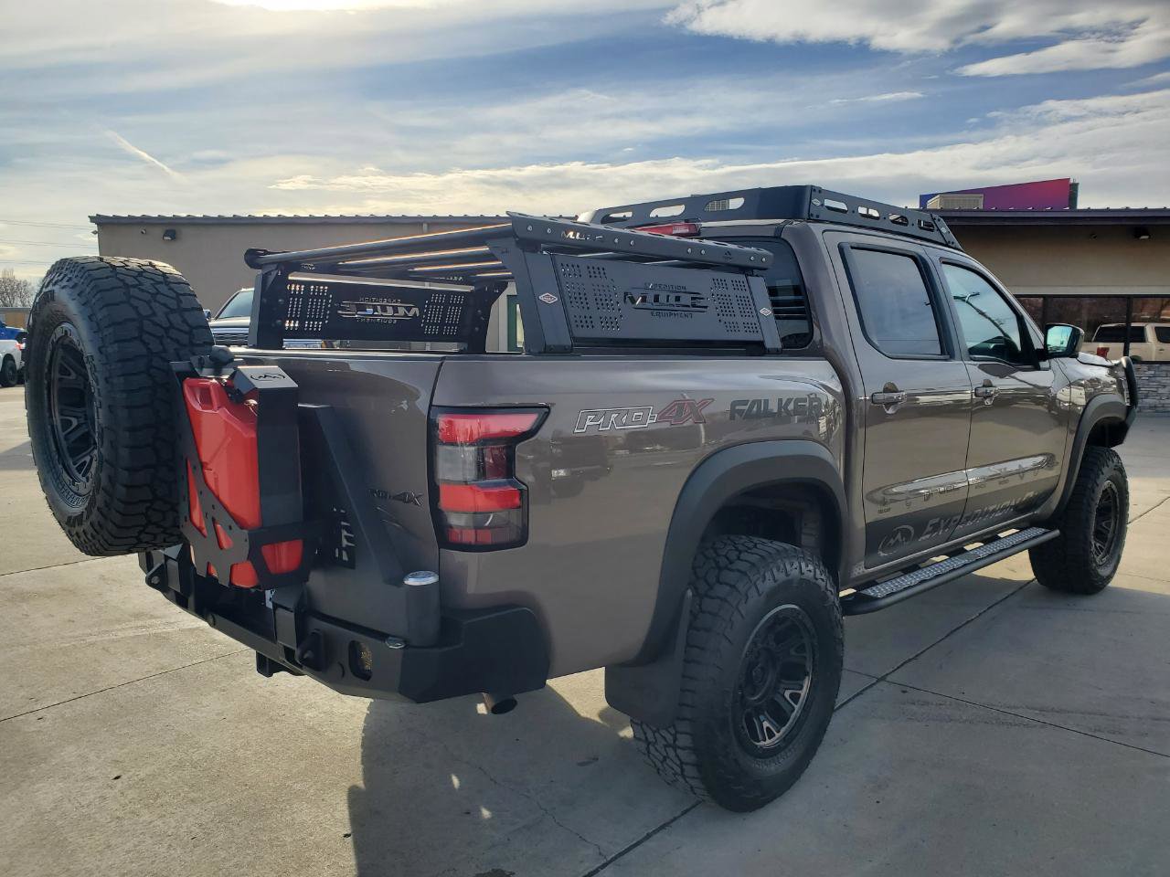 Used 2022 Nissan Frontier PRO-4X image 37