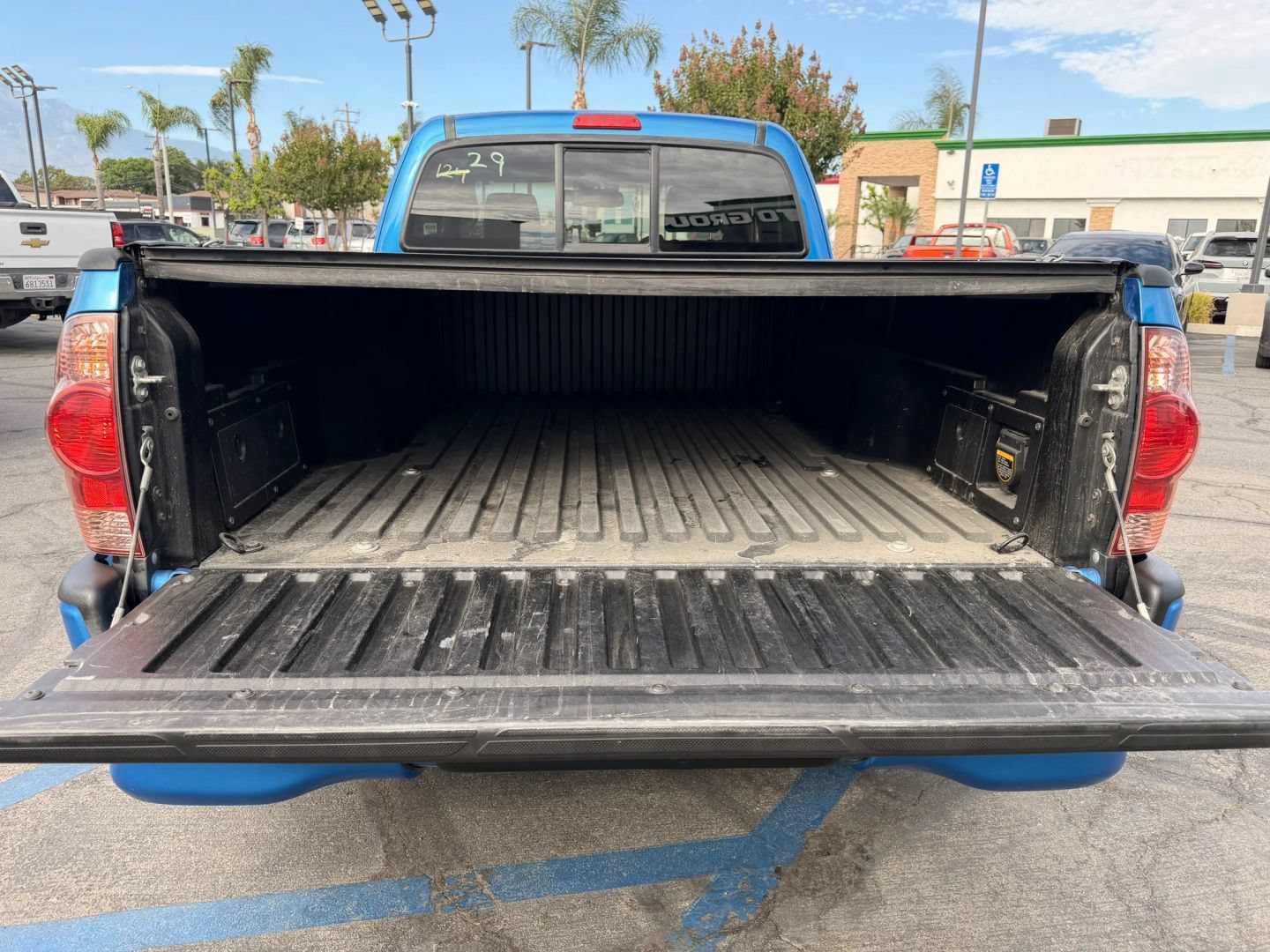 Used 2008 Toyota Tacoma X-Runner RWD image 9