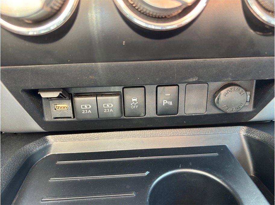 Used 2021 Toyota Tundra SR5 RWD image 32