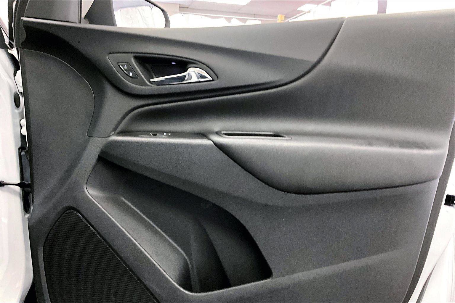 Used 2022 Chevrolet Equinox LT image 23