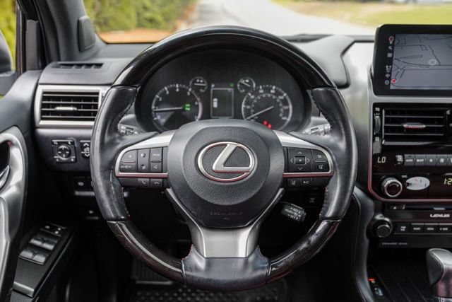 Used 2023 Lexus GX 460 Premium w/ Premium Package AWD/4WD image 30