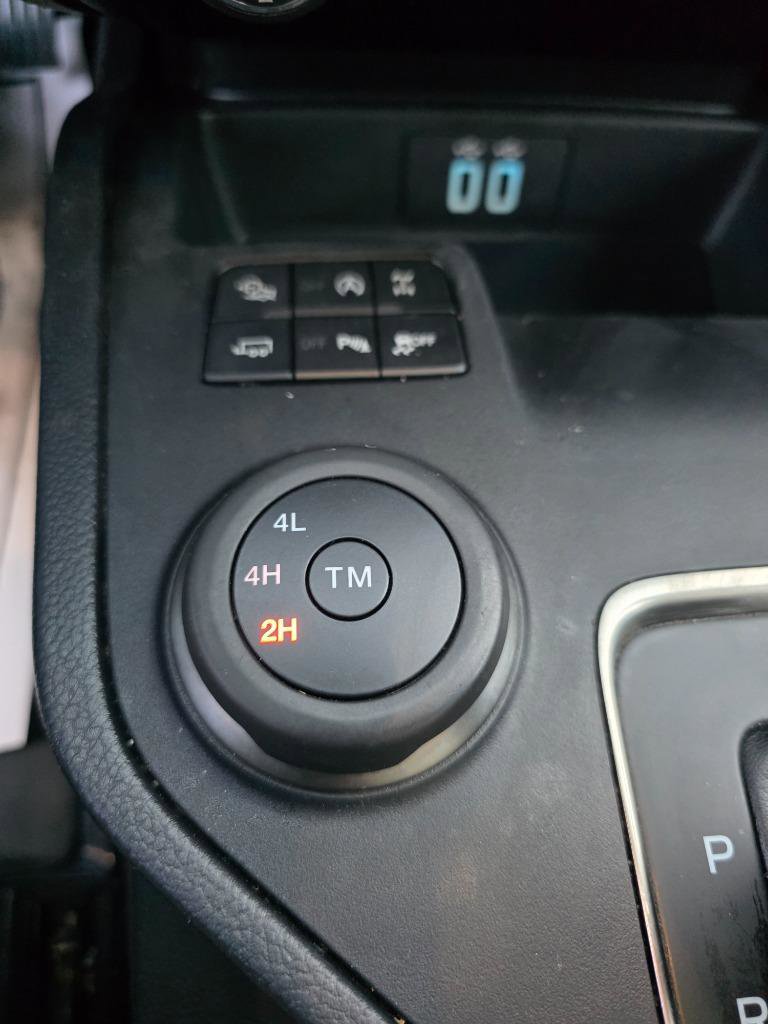 Used 2020 Ford Ranger Lariat w/ FX4 Off-Road Package AWD/4WD image 19
