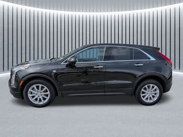 Certified 2022 Cadillac XT4 Luxury w/ Cold Weather Package FWD image 10