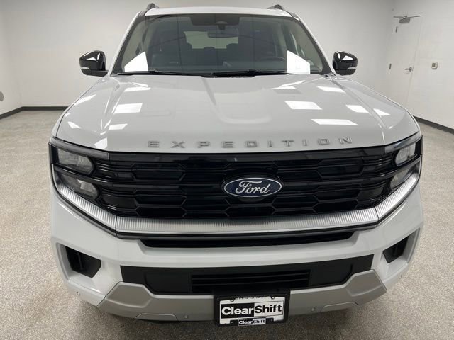 Used 2025 Ford Expedition Max Platinum image 3