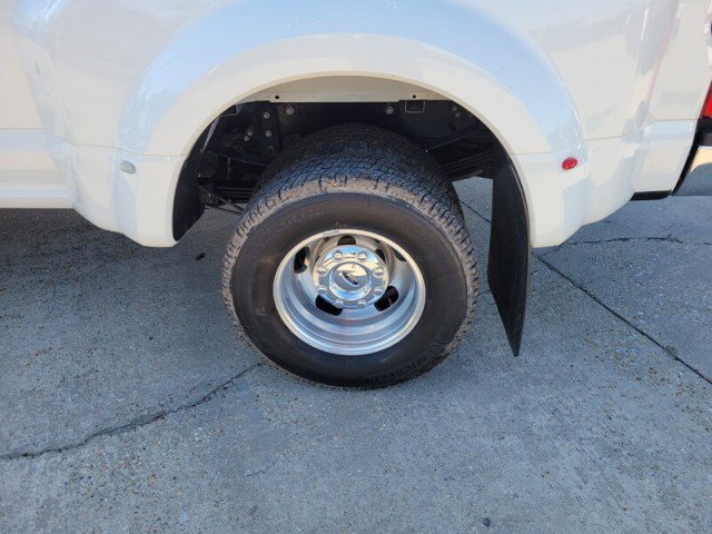 Used 2022 Ford F350 Lariat w/ Lariat Ultimate Package image 8