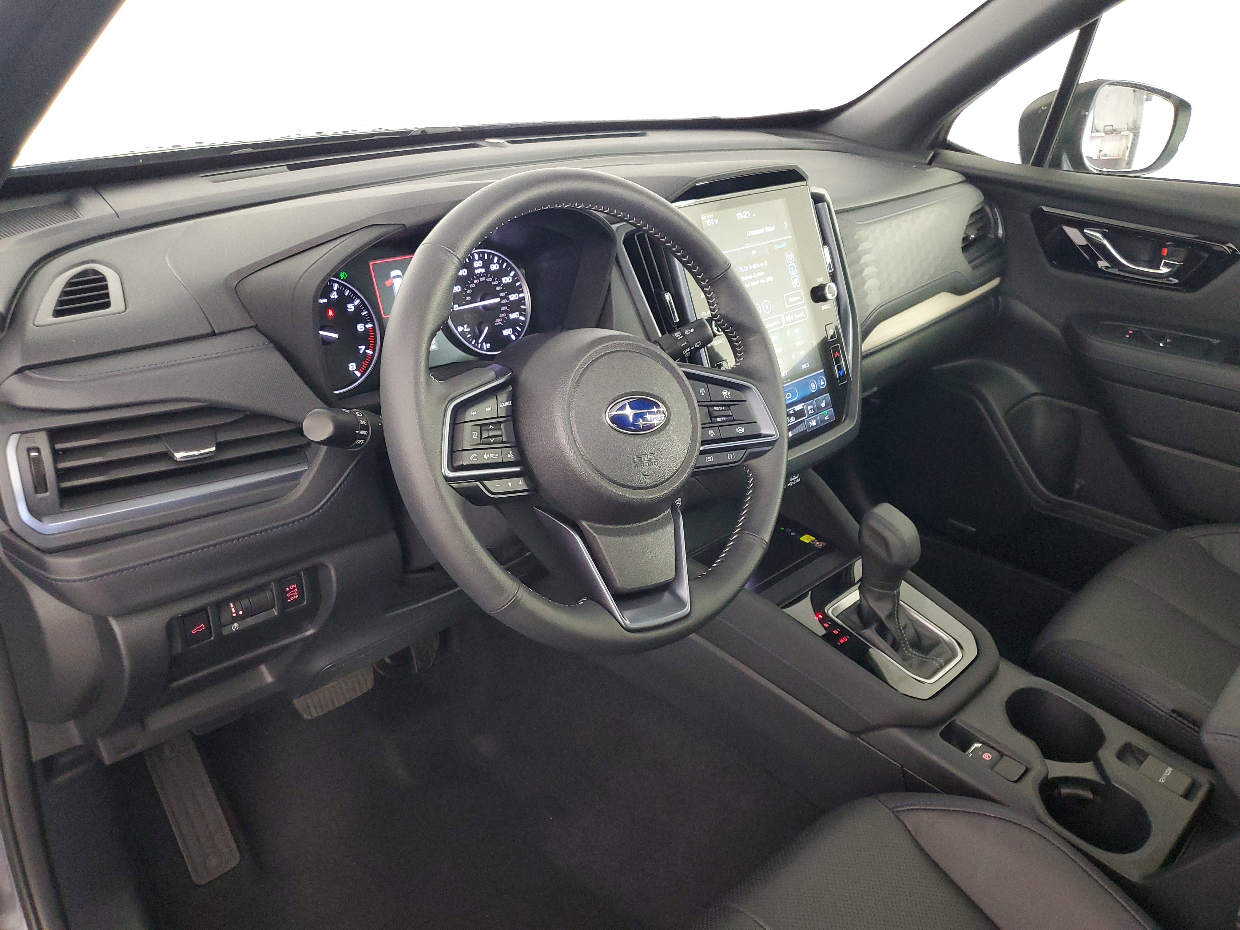 Used 2025 Subaru Forester Limited image 11