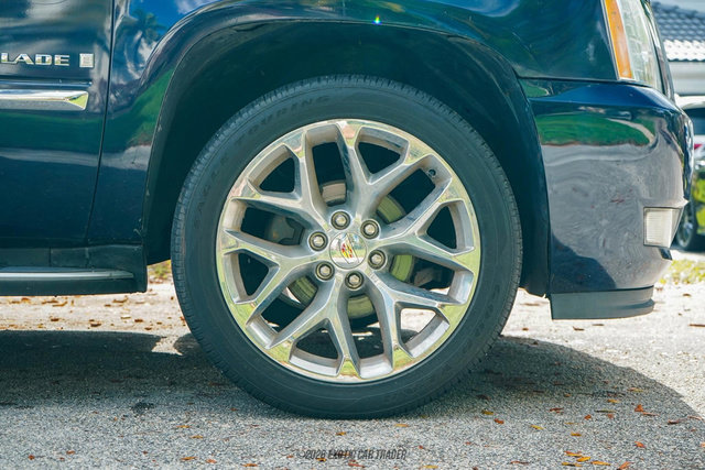 Used 2009 Cadillac Escalade AWD image 88