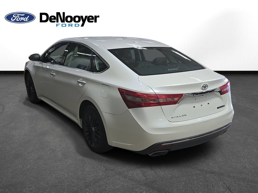 Used 2018 Toyota Avalon Touring w/ Carpet Mat Package FWD image 8