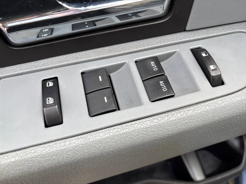 Used 2013 Ford F150 XLT w/ XLT Chrome Pkg image 13