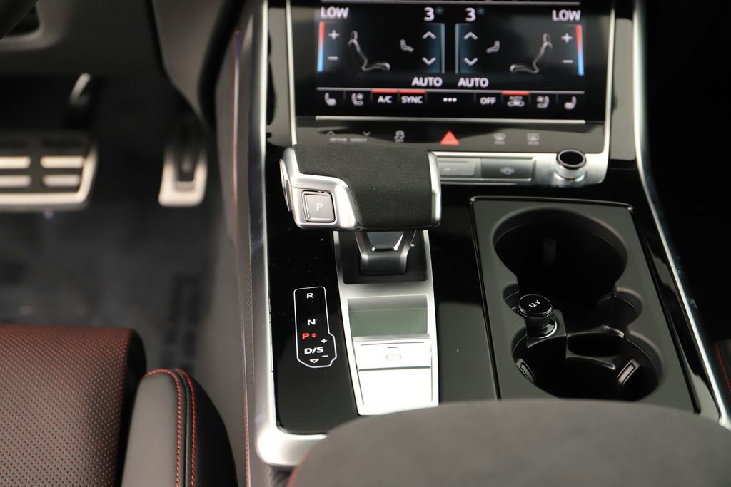 New 2026 Audi RS Q8 performance image 21