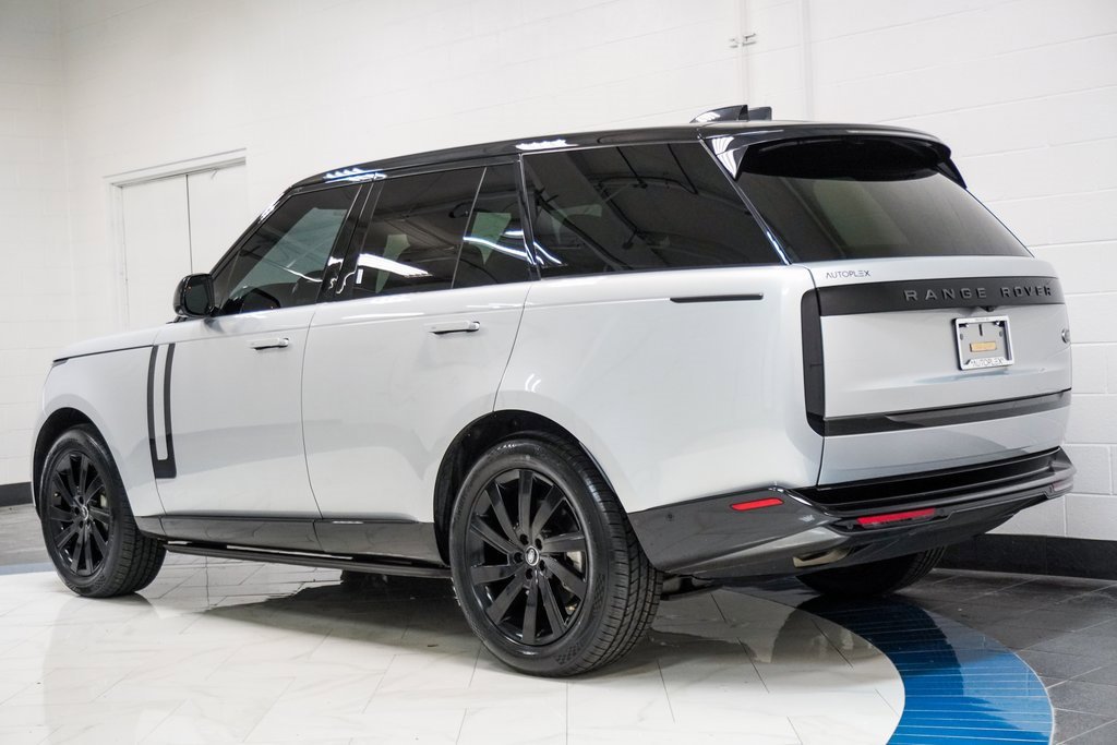 Used 2023 Land Rover Range Rover SE image 7