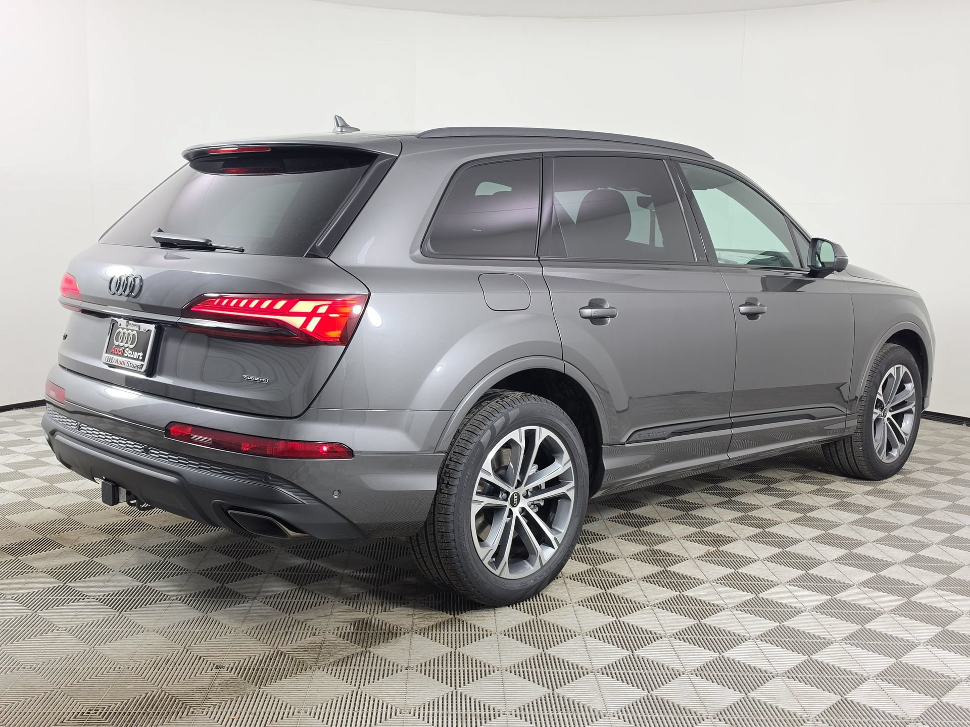 New 2026 Audi Q7 2.0T Premium AWD/4WD image 7