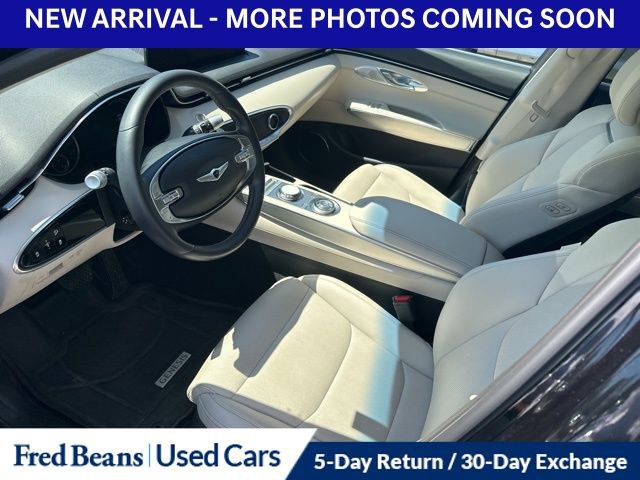 Used 2023 Genesis GV70 2.5T w/ Select Package AWD/4WD image 16