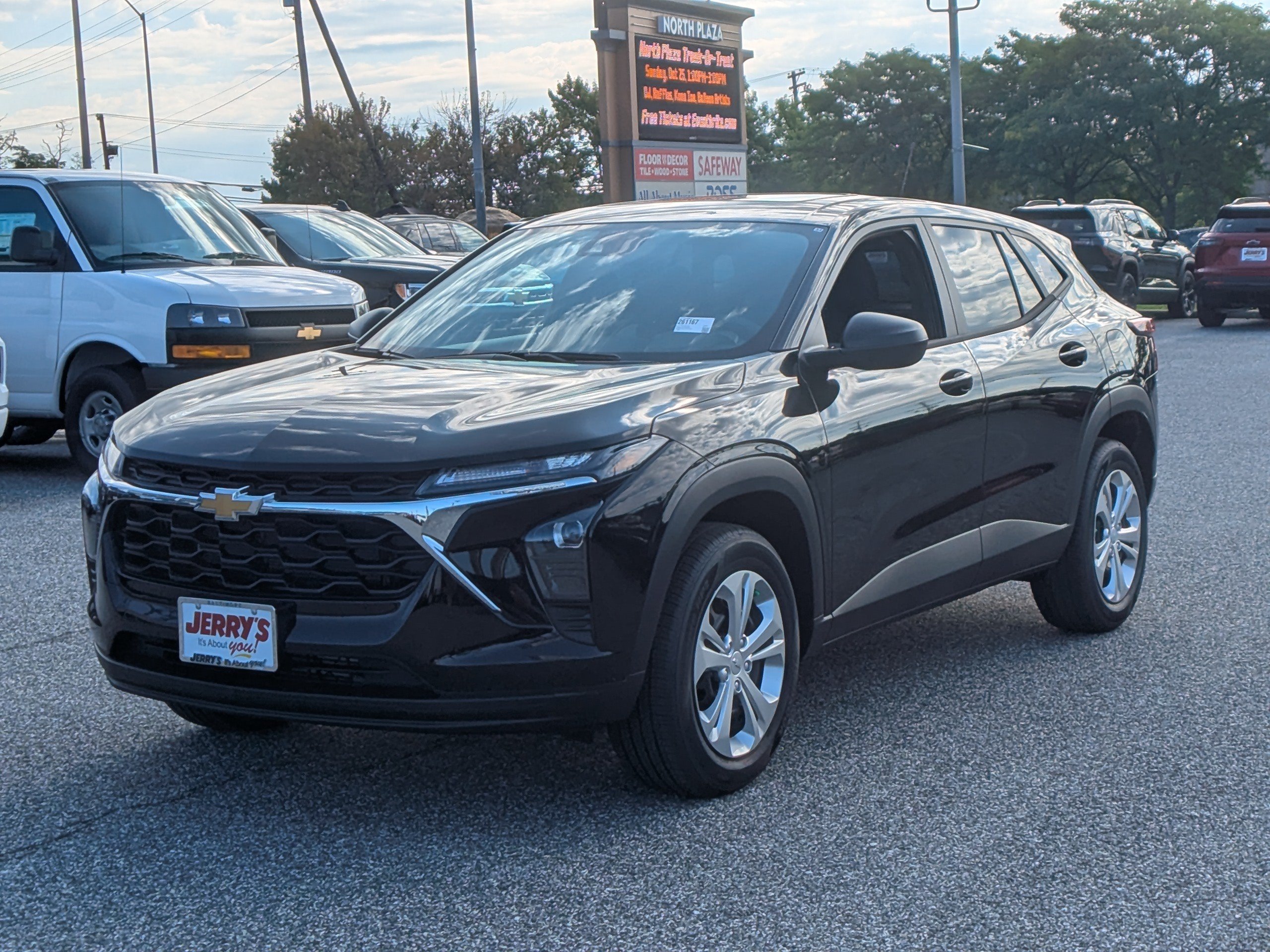 New 2026 Chevrolet Trax LS FWD image 4