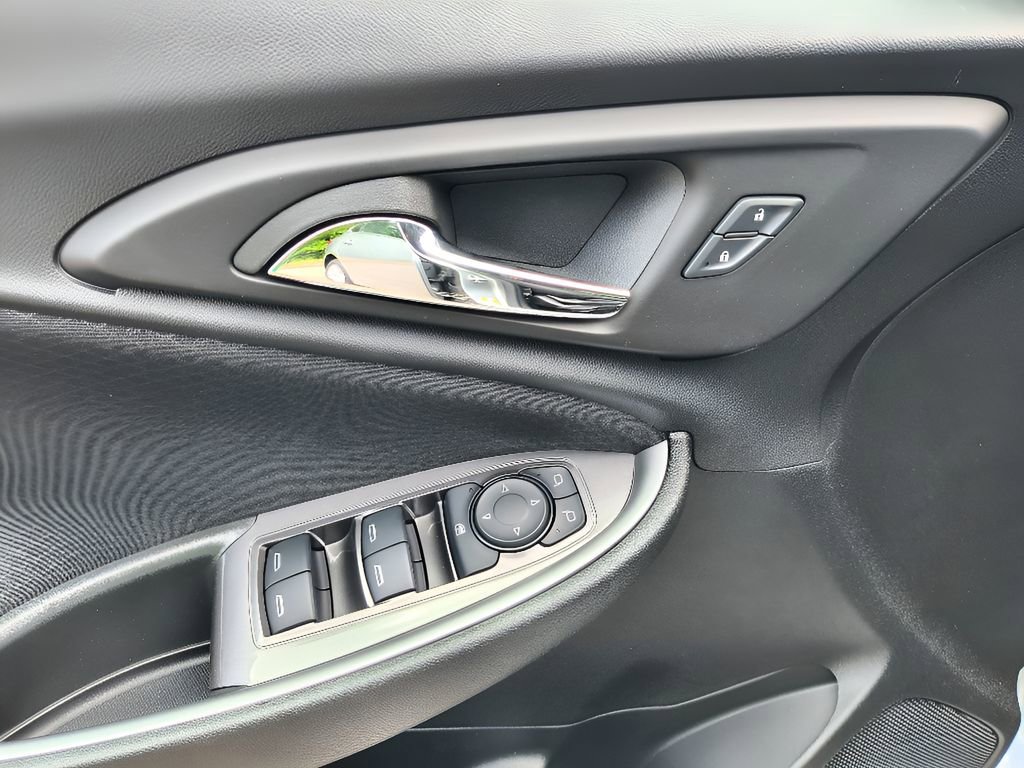 New 2025 Chevrolet Malibu LS w/ LPO, Floor Liner Package image 10