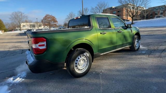 New 2025 Ford Maverick XL image 2