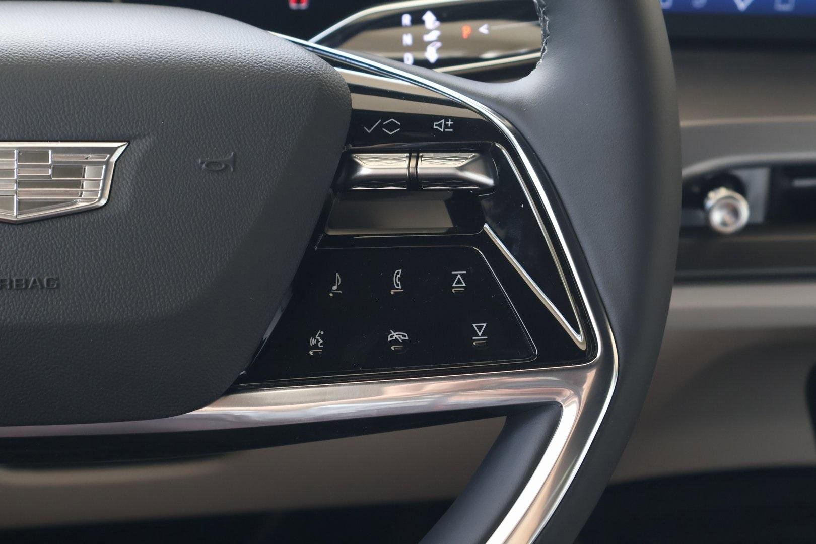 New 2026 Cadillac Vistiq Luxury image 23