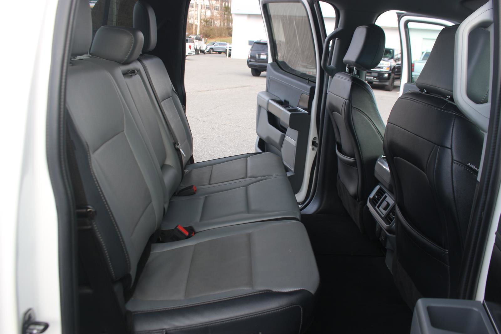 Used 2023 Ford F150 Lariat image 35