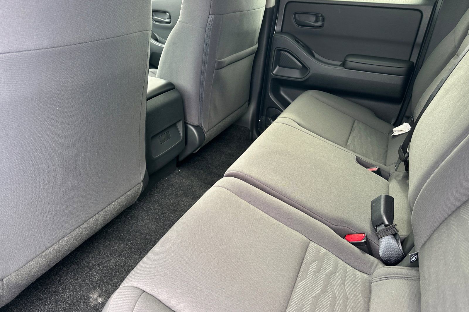 New 2026 Nissan Frontier S w/ Tow Package image 9