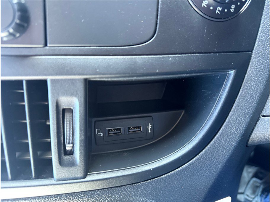 Used 2023 Mercedes-Benz Metris image 19