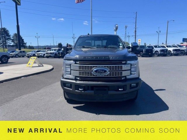Used 2019 Ford F350 Platinum w/ Platinum Ultimate Package AWD/4WD image 2