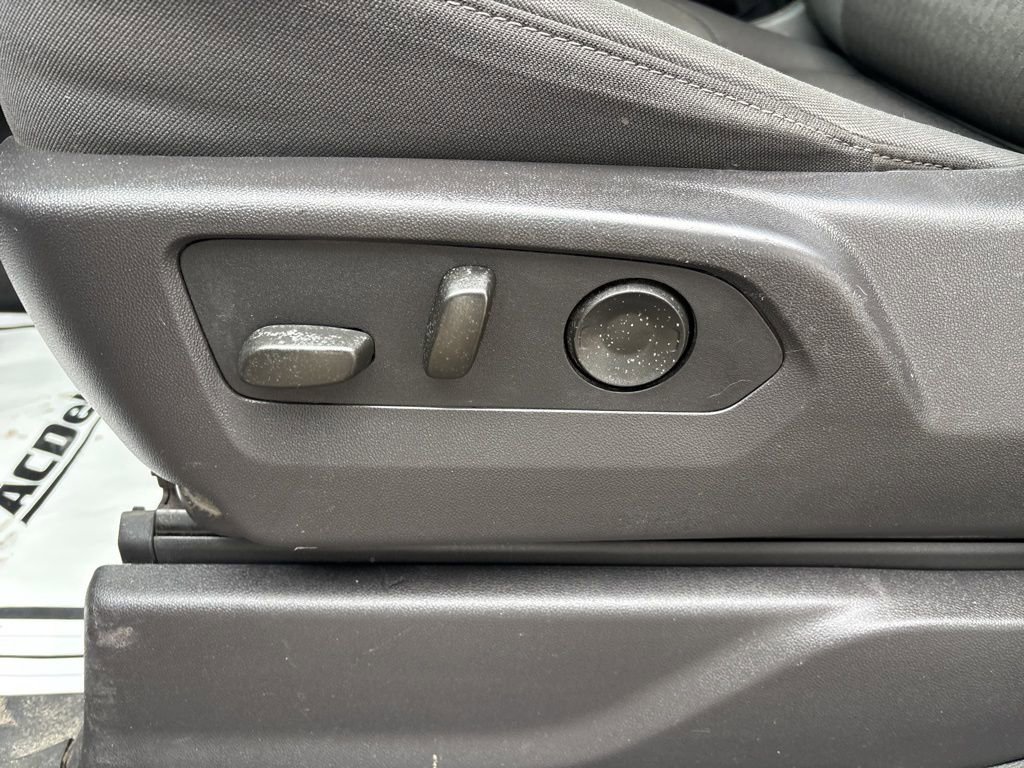 Certified 2024 GMC Sierra 1500 Pro w/ Pro Value Package image 13