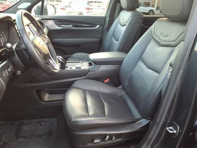 Certified 2023 Cadillac XT6 Premium Luxury w/ Technology Package image 5