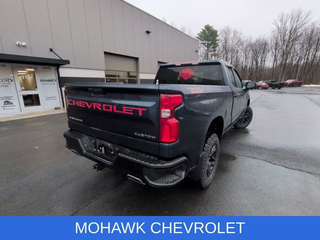 Used 2019 Chevrolet Silverado 1500 Custom Trail Boss w/ Custom Convenience Package image 4