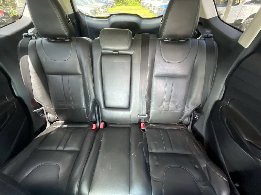 Used 2013 Ford Escape Titanium w/ Parking Technology Pkg FWD image 9