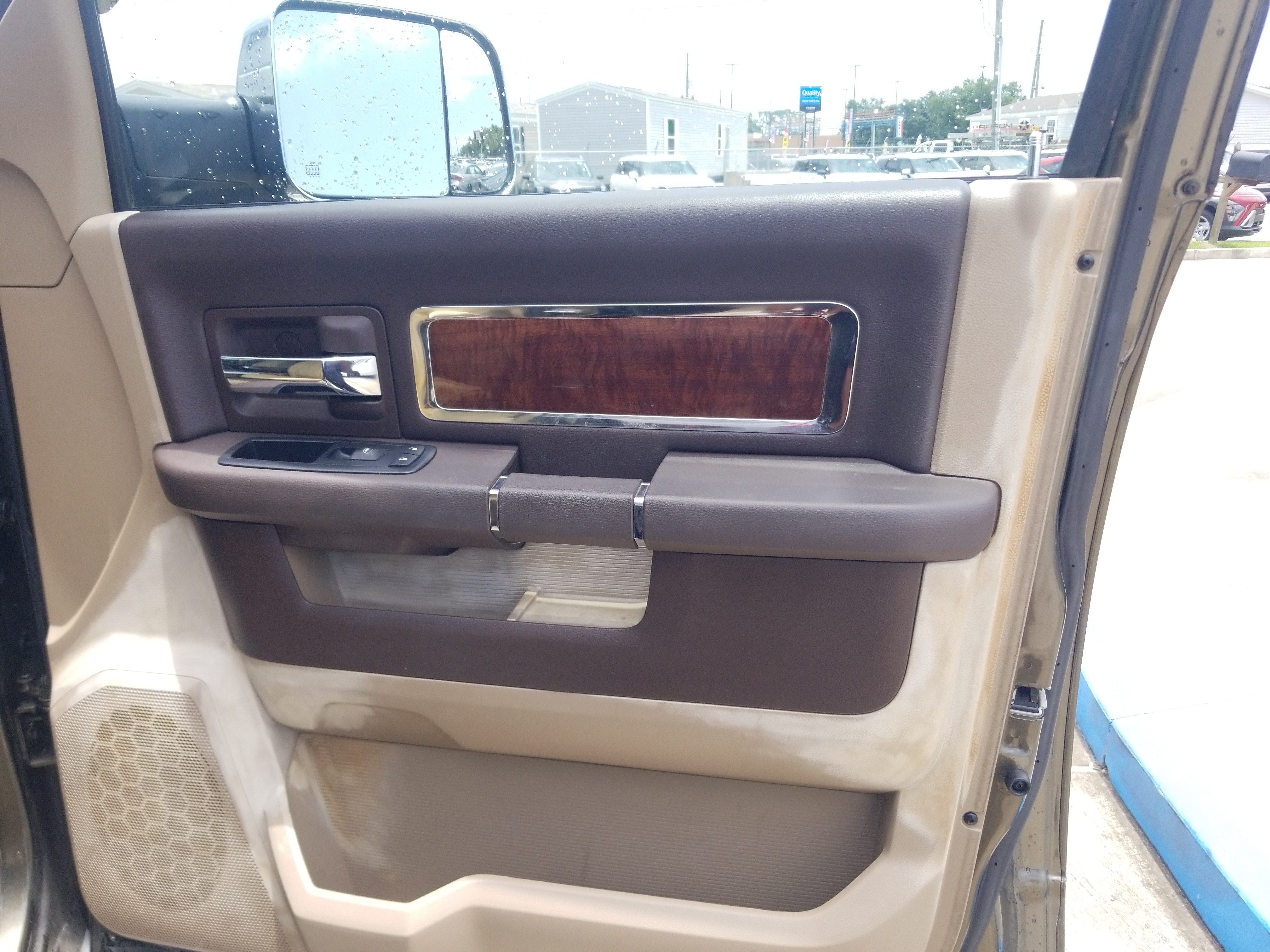Used 2012 RAM 2500 Laramie w/ Protection Group AWD/4WD image 16