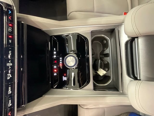 New 2026 Jeep Grand Wagoneer L Limited AWD/4WD image 21