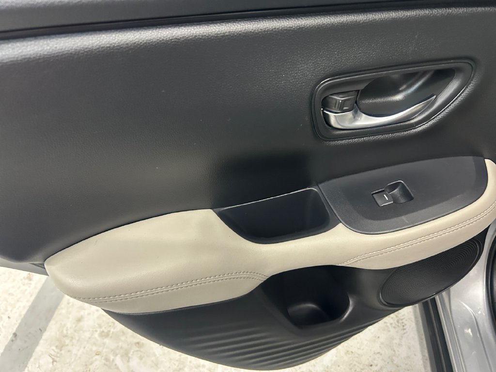Certified 2024 Honda HR-V LX image 16