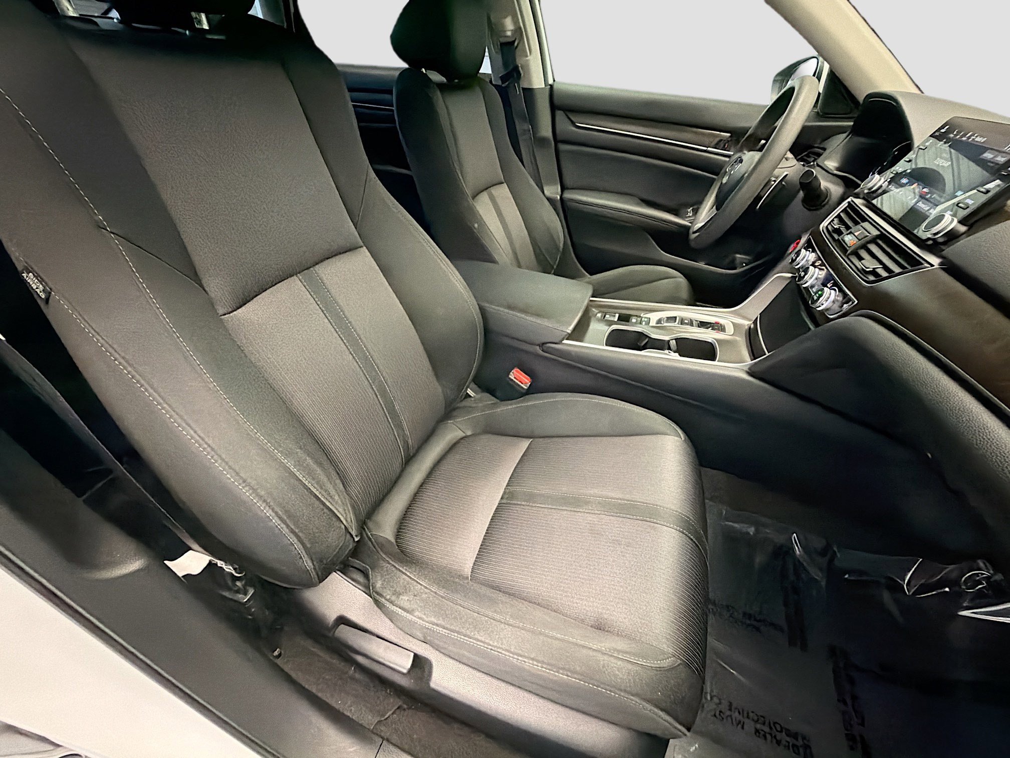 Used 2019 Honda Accord EX image 15