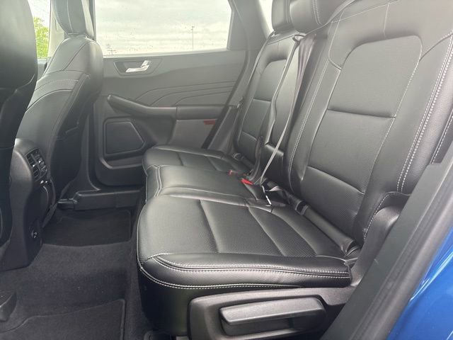 Used 2022 Ford Escape Titanium w/ Class II Trailer Tow Package AWD/4WD image 10