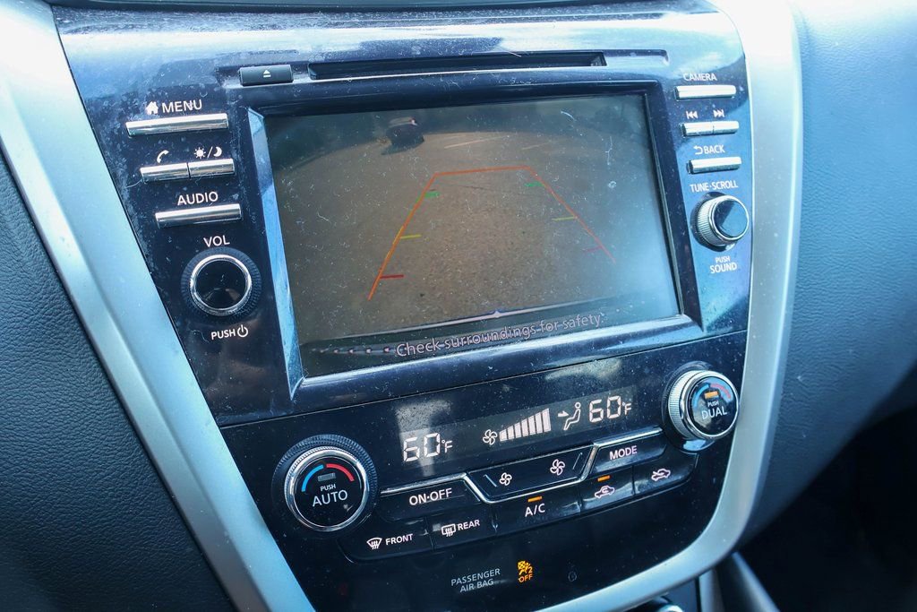 Used 2022 Nissan Murano SV image 4