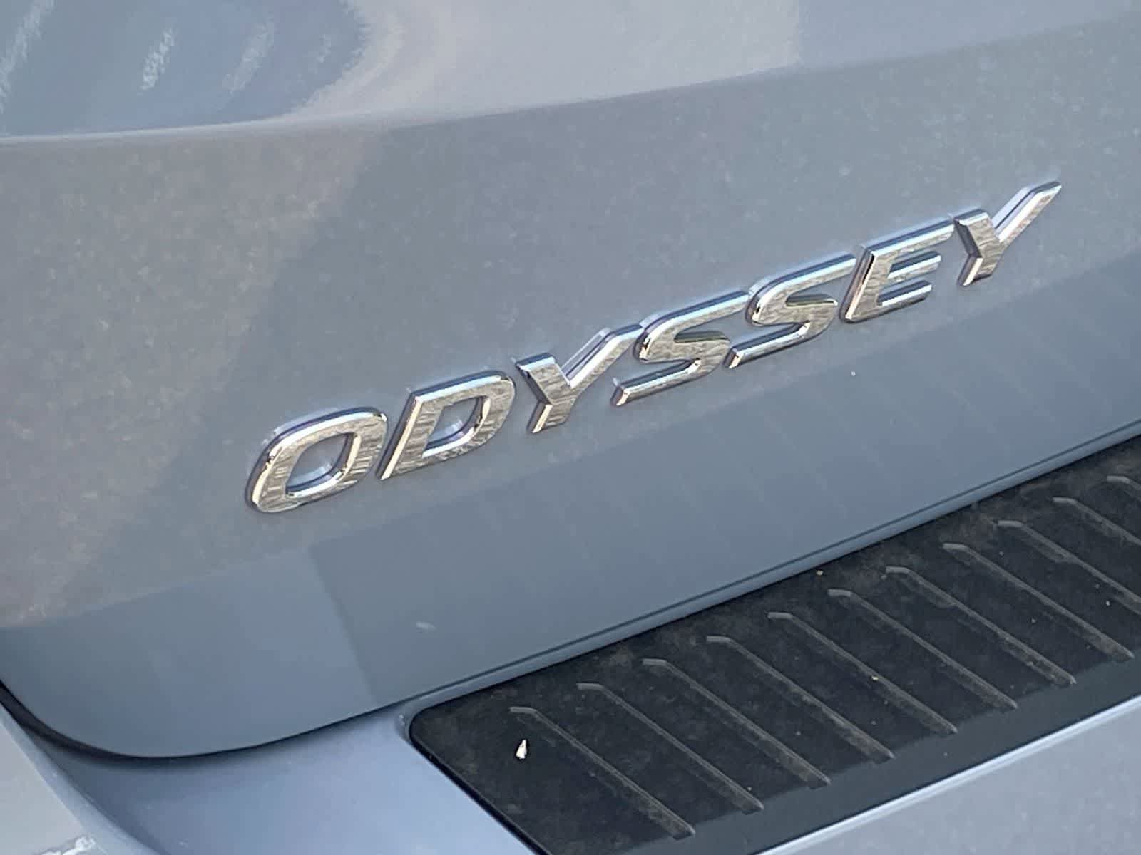 New 2026 Honda Odyssey Touring image 8