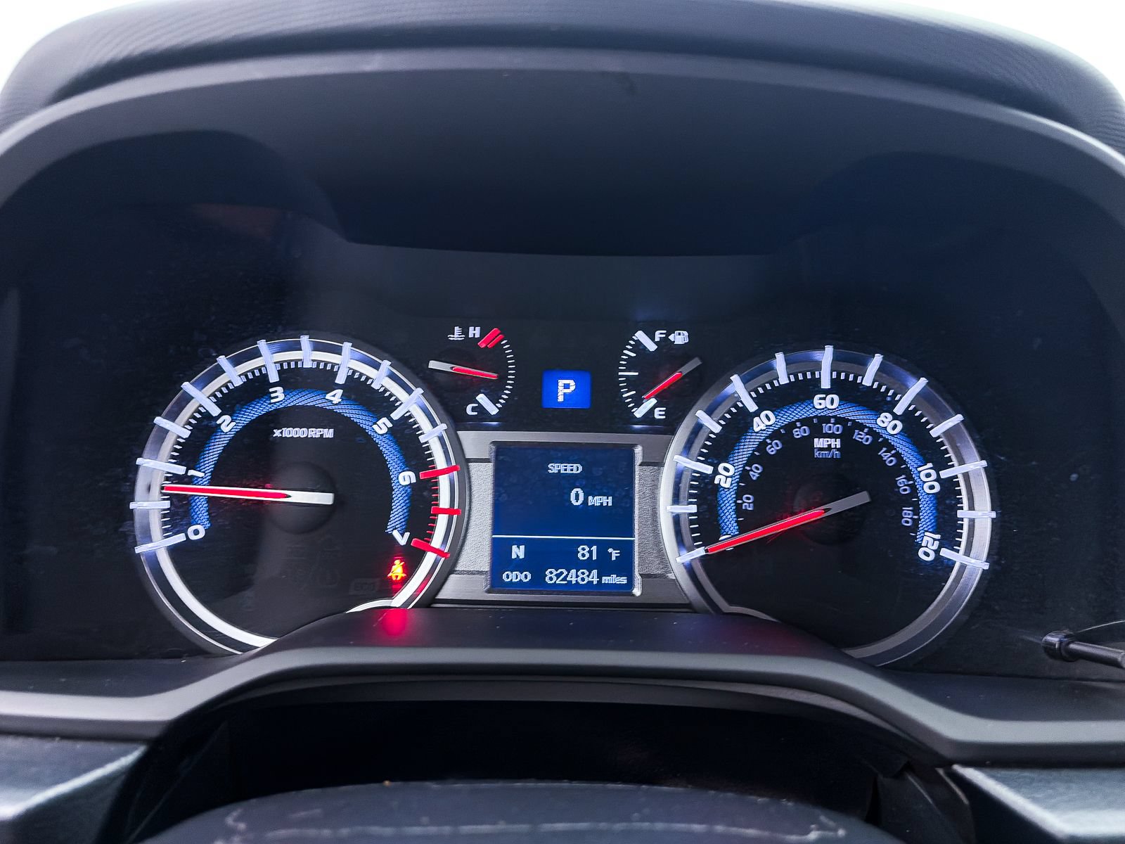 Used 2018 Toyota 4Runner SR5 AWD/4WD image 29