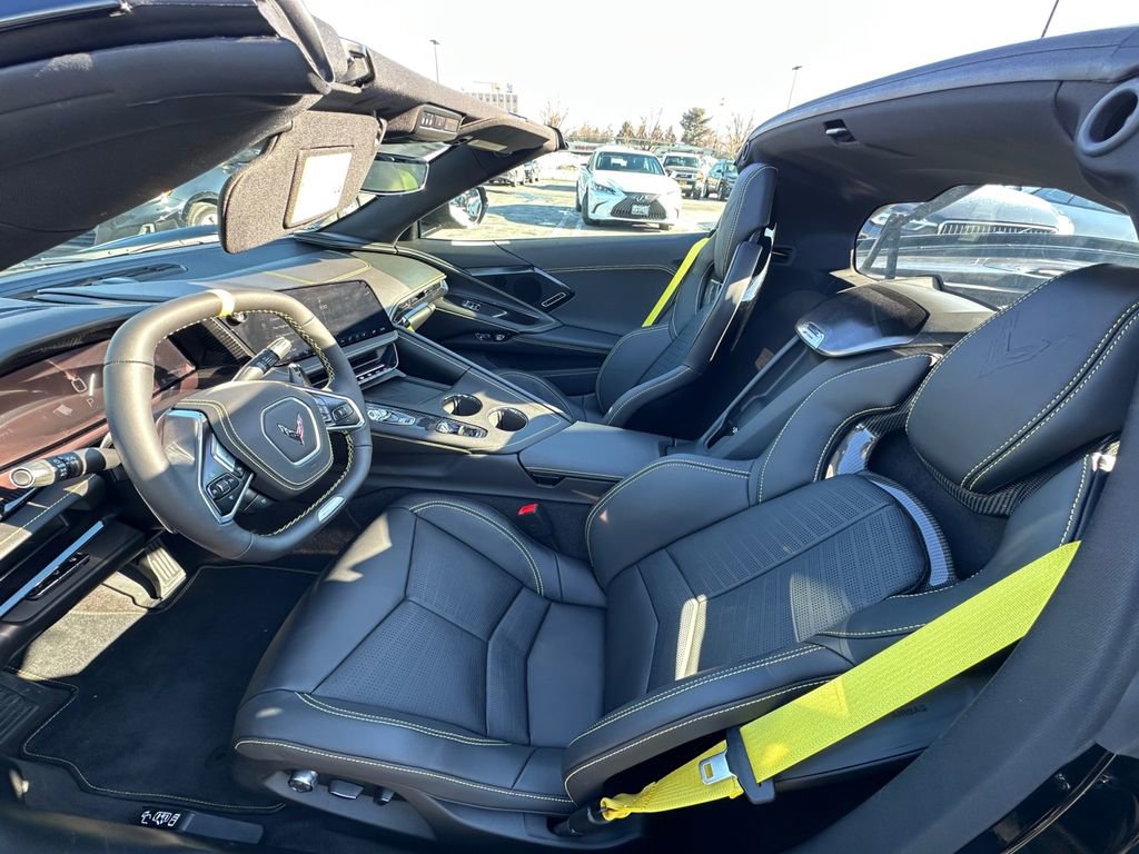 New 2026 Chevrolet Corvette Z06 w/ Stealth Interior Trim Package image 28