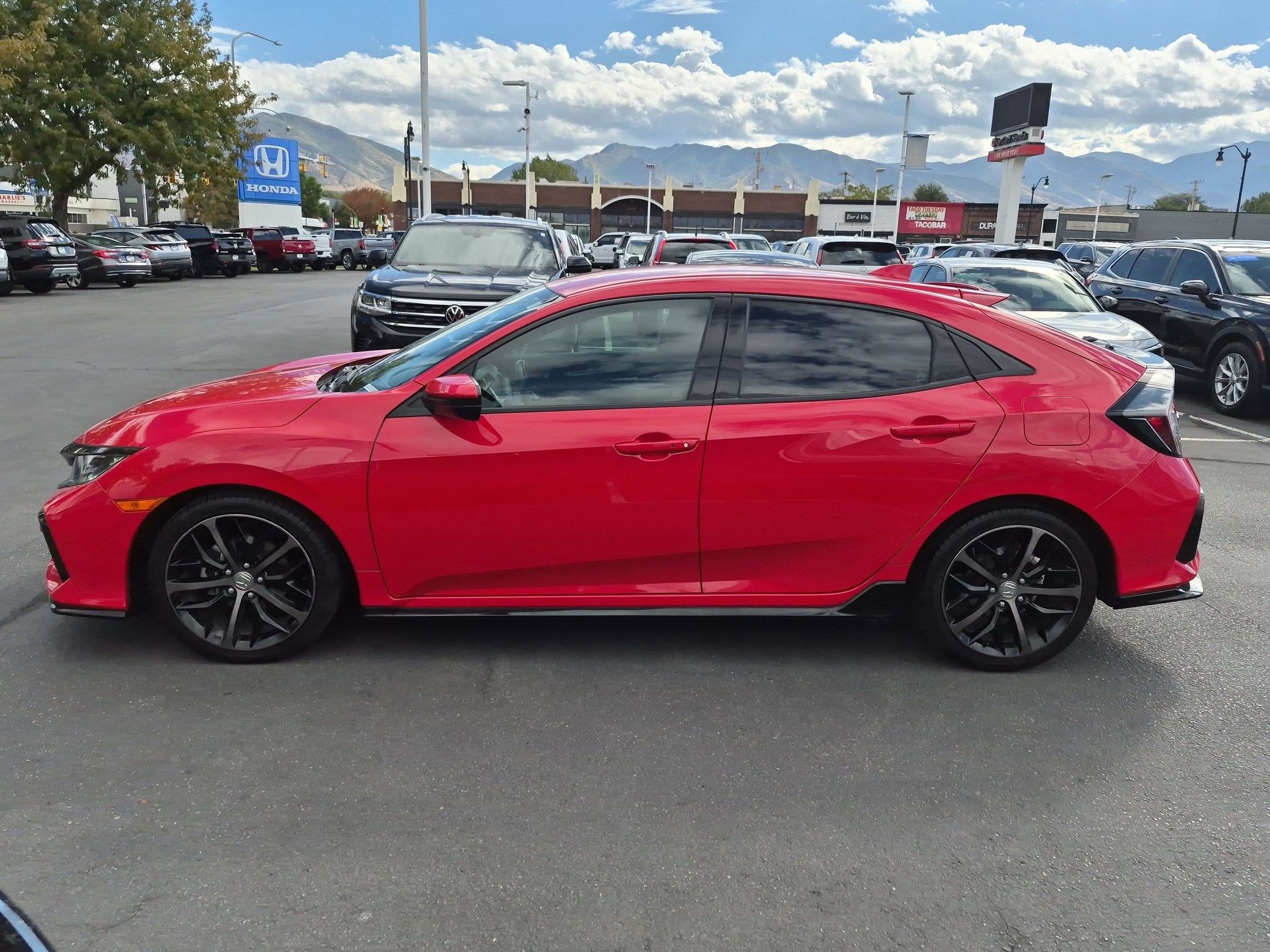 Used 2020 Honda Civic Sport image 9