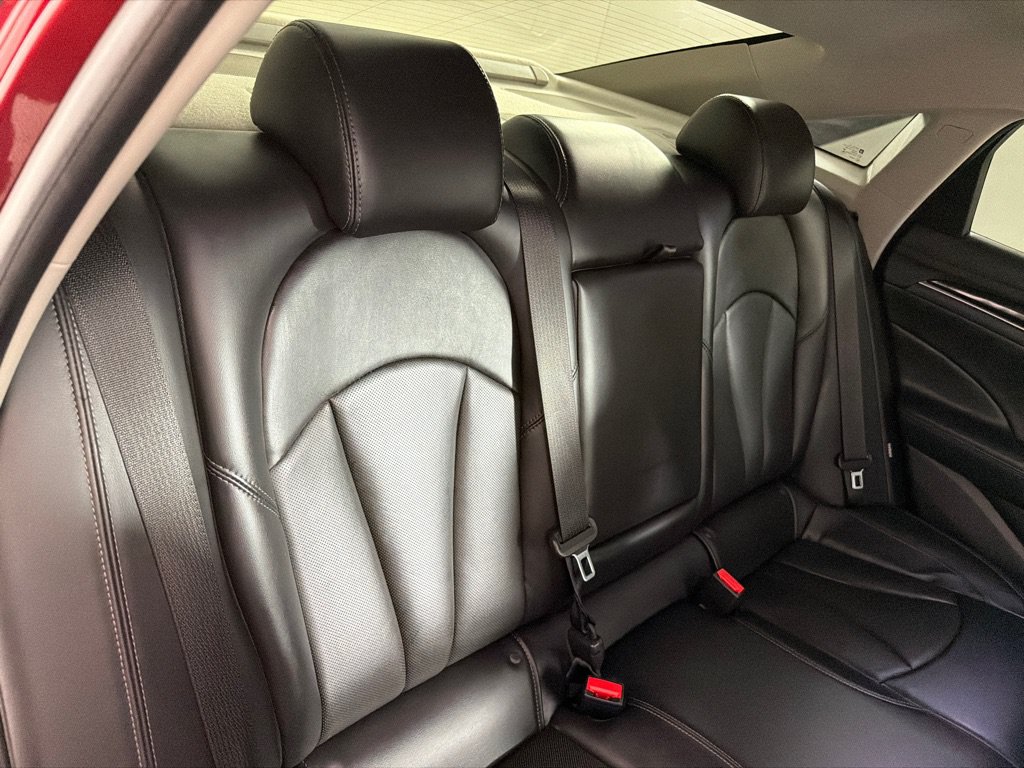 Used 2018 Buick LaCrosse Essence w/ Sun and Shade Package FWD image 23