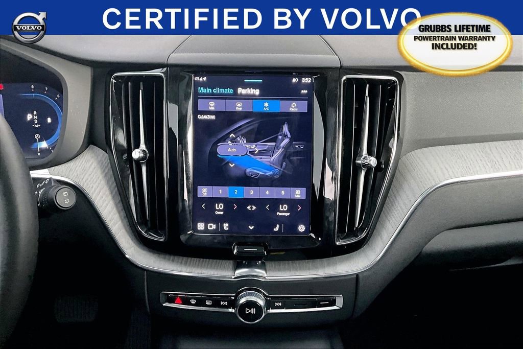 Certified 2025 Volvo XC60 B5 Plus image 9