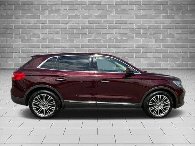 Used 2017 Lincoln MKX Reserve AWD/4WD image 6