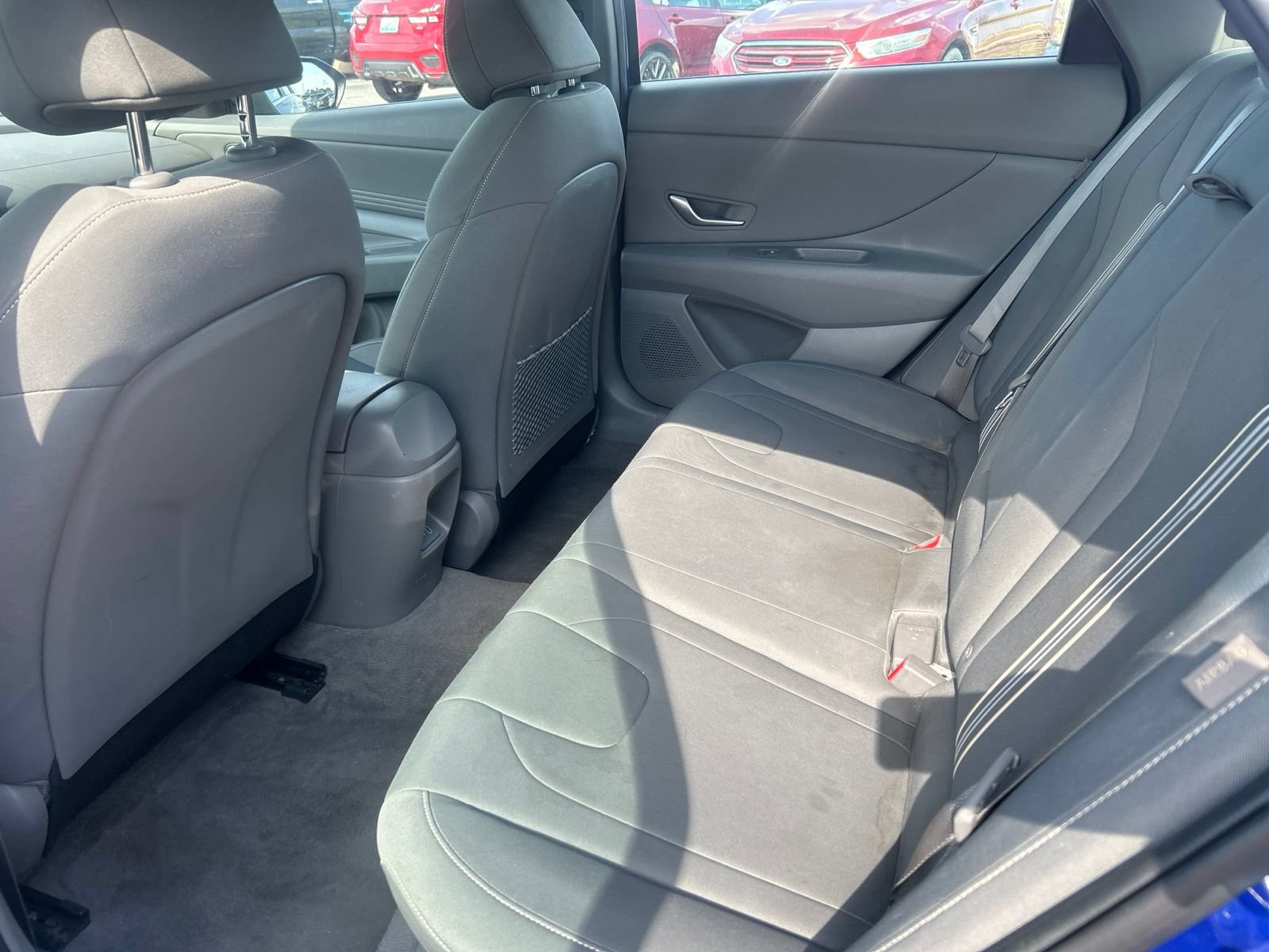 Used 2025 Hyundai Elantra SEL FWD image 9