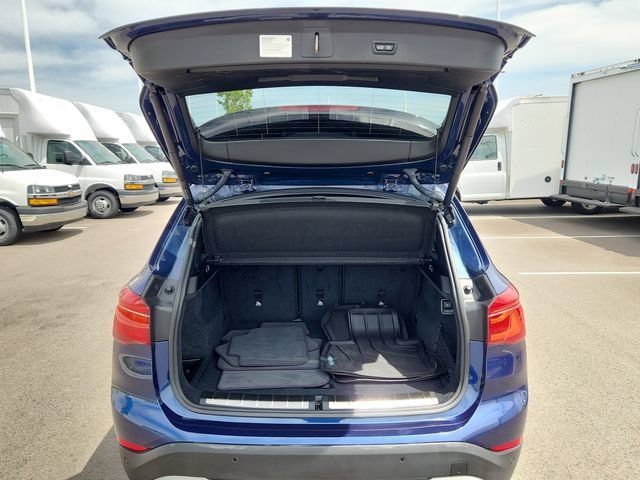 Used 2019 BMW X1 xDrive28i w/ Convenience Package AWD/4WD image 32