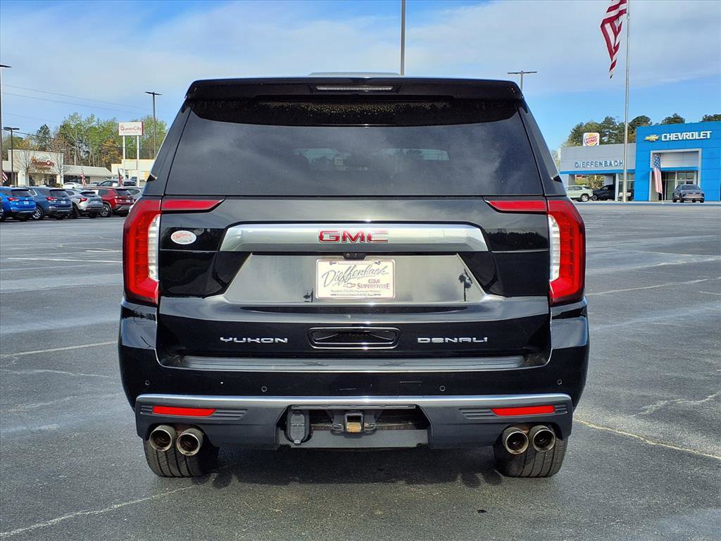 Used 2021 GMC Yukon Denali w/ Denali Premium Package image 19