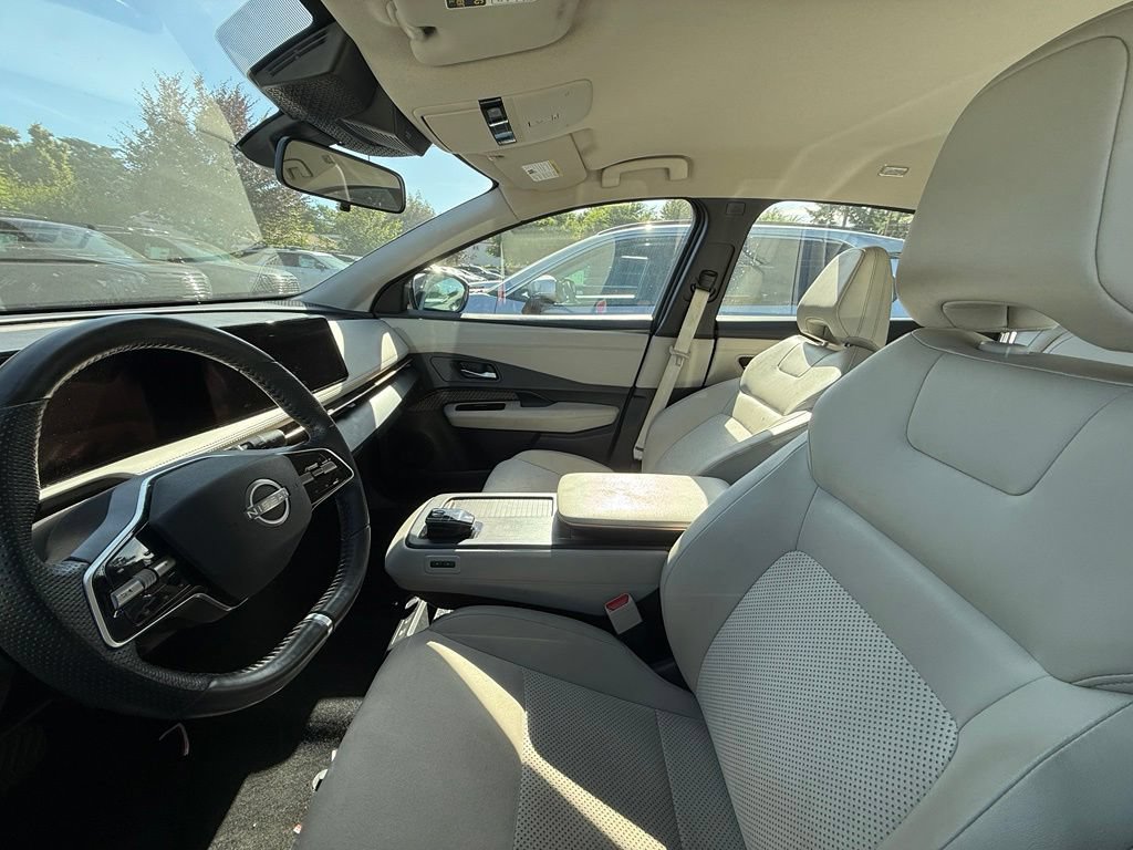 Certified 2023 Nissan Ariya FWD image 3