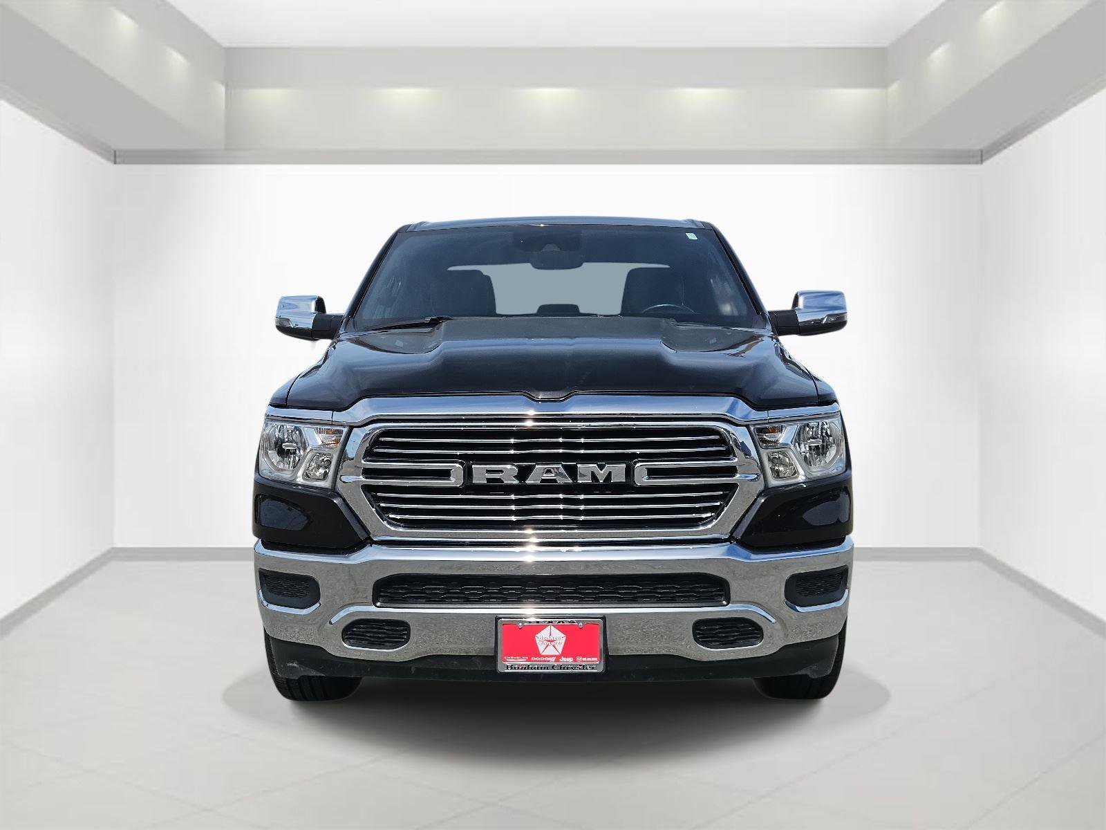 Used 2024 RAM 1500 Laramie RWD image 2