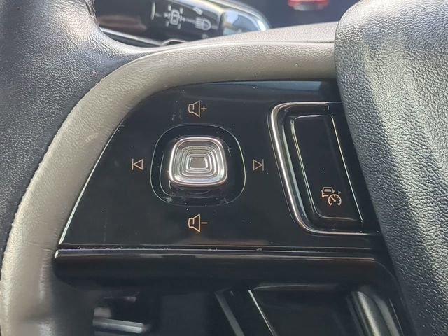 Used 2023 Lincoln Corsair Reserve image 29