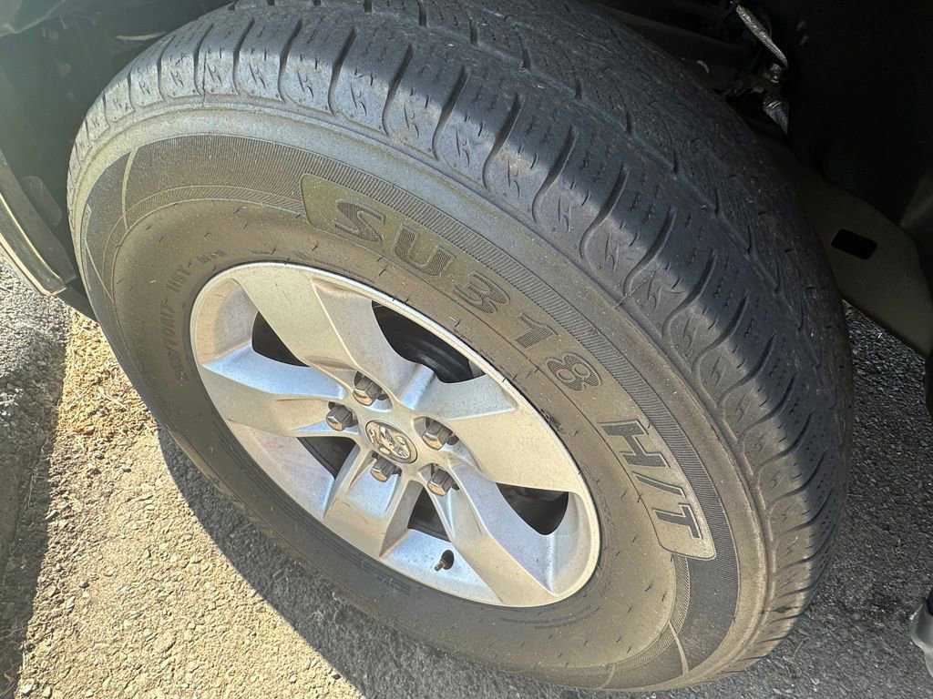 Used 2021 RAM 1500 Classic SLT image 22